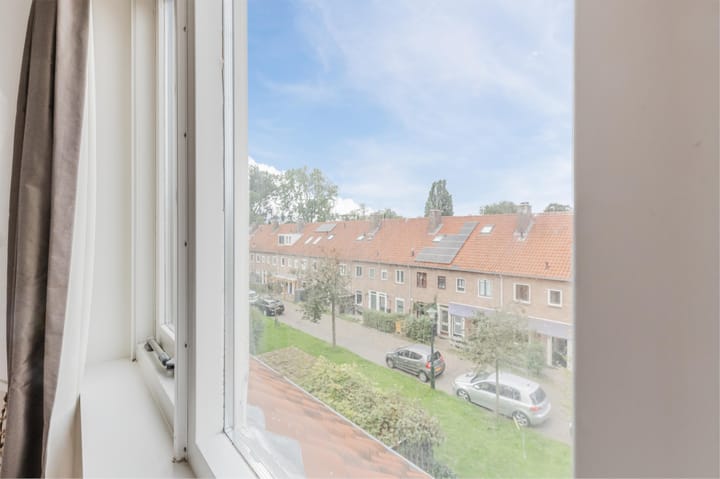 Foto 31 van Madeliefstraat 15