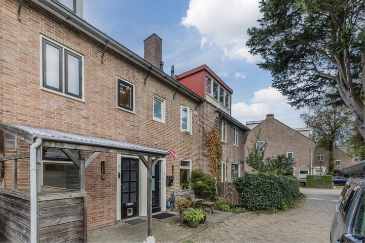 Foto 35 van Madeliefstraat 15