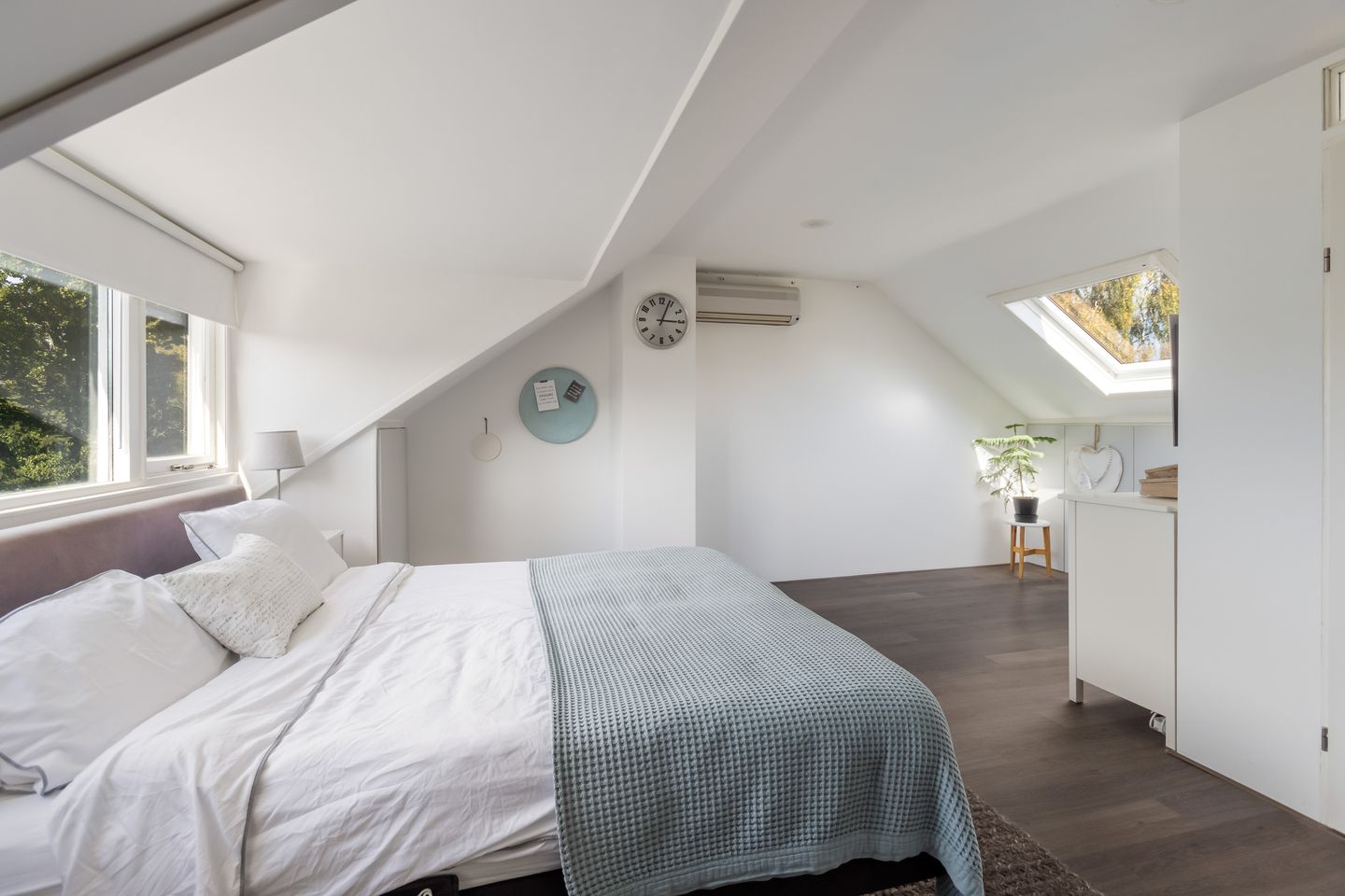 Foto 34 van Pluim-es 48