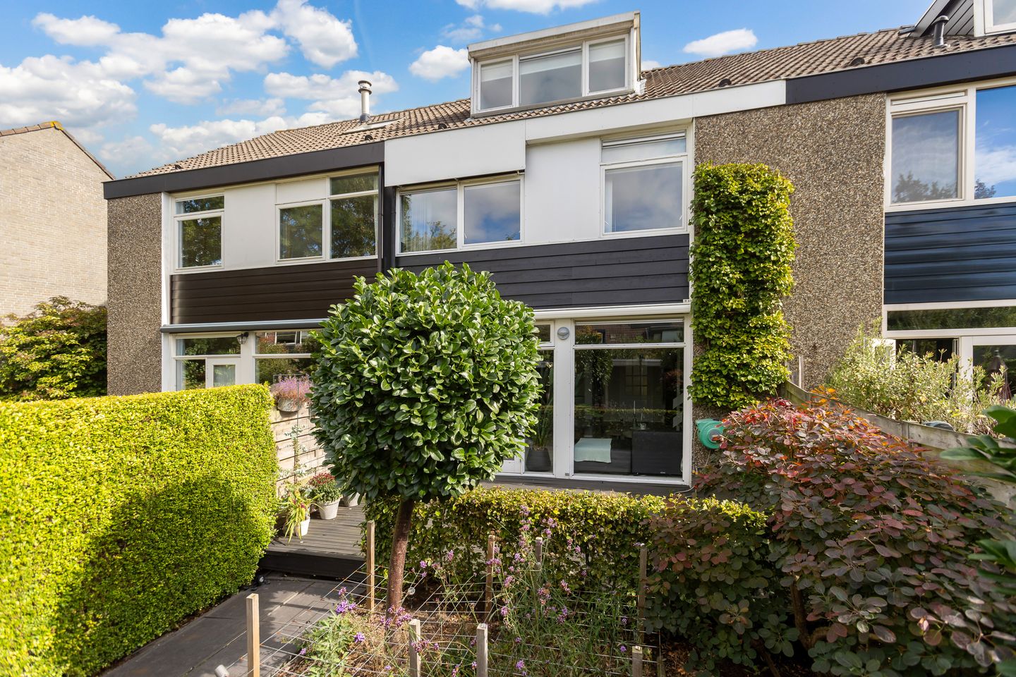 Foto 44 van Pluim-es 48