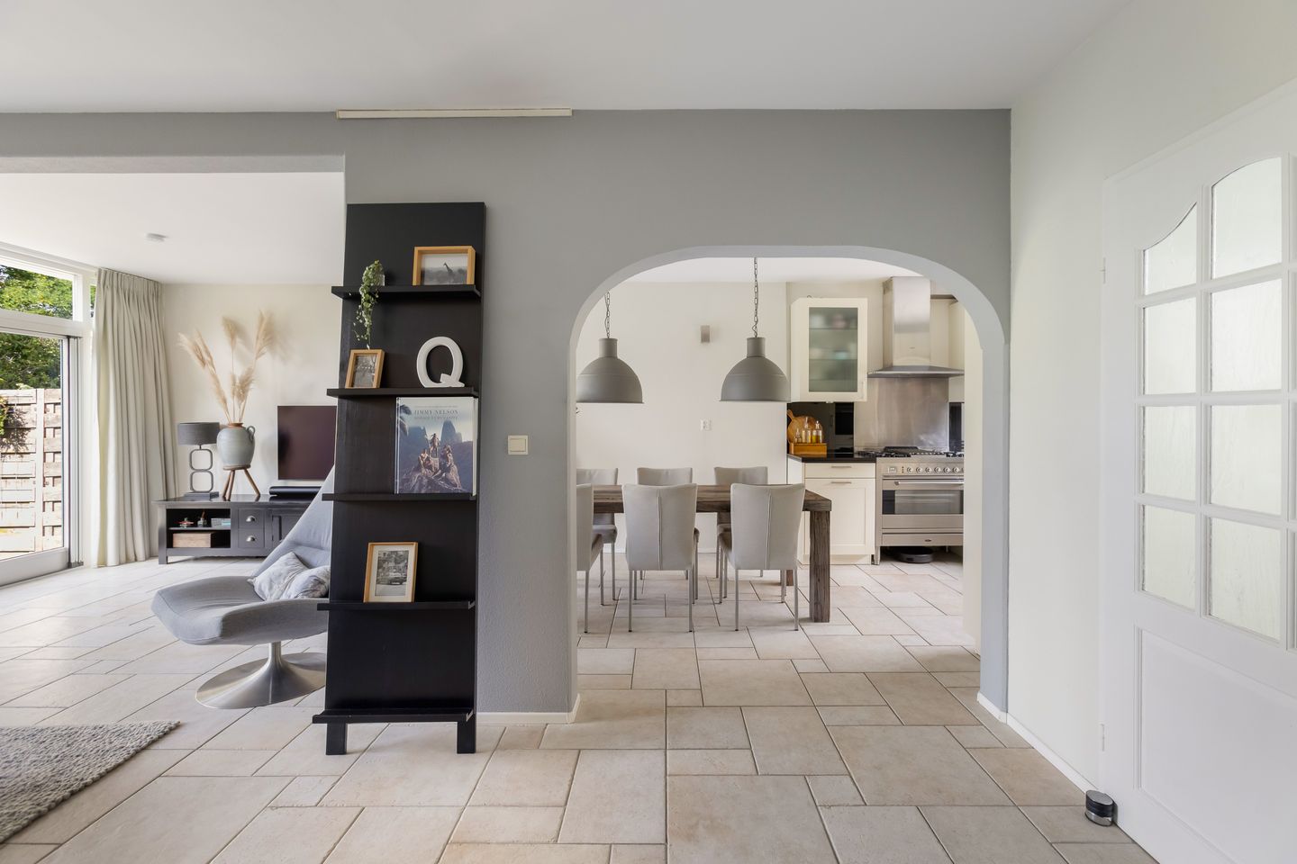 Foto 10 van Pluim-es 48