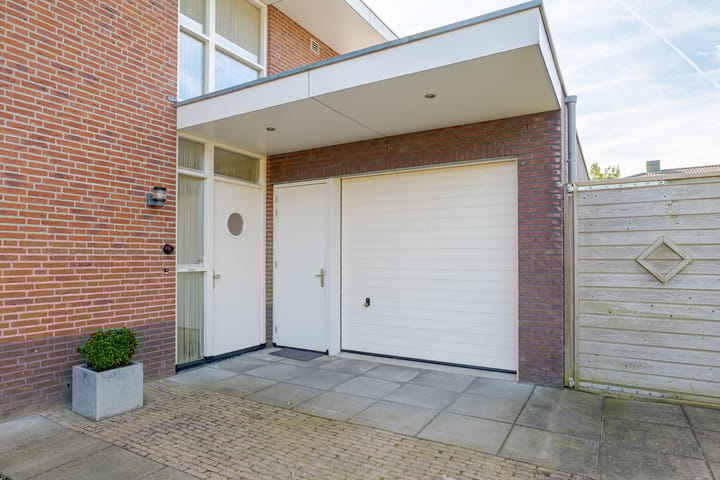 Photo 70 of Hennie Mateboerstraat 1