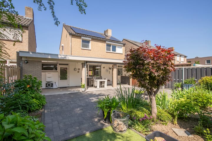 Photo 3 of Churchillstraat 6