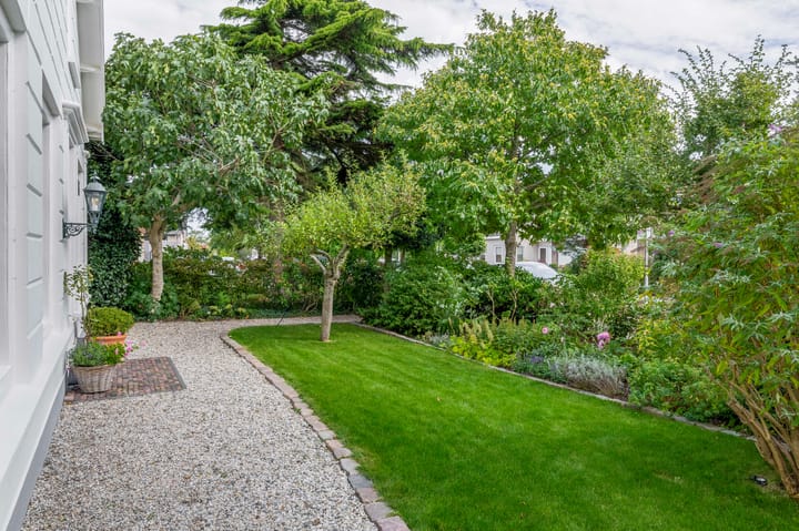 Photo 8 of Raadhuisstraat 46