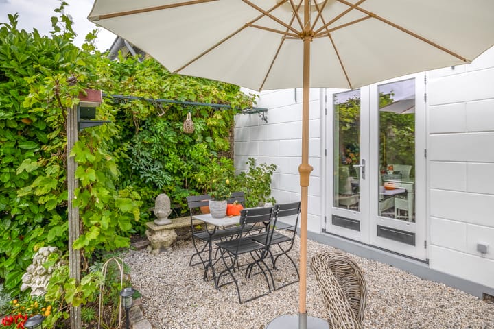 Photo 12 of Raadhuisstraat 46