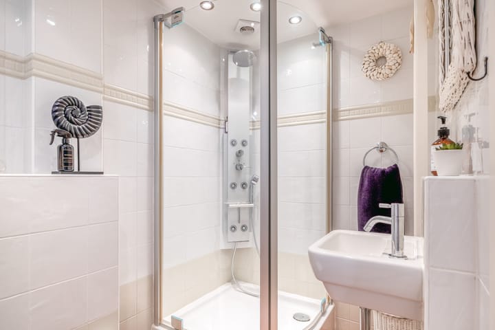 Photo 34 of Raadhuisstraat 46