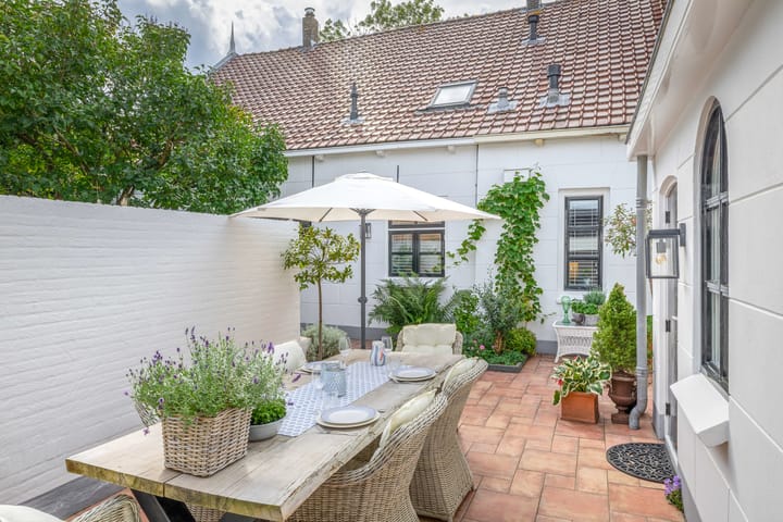 Photo 36 of Raadhuisstraat 46