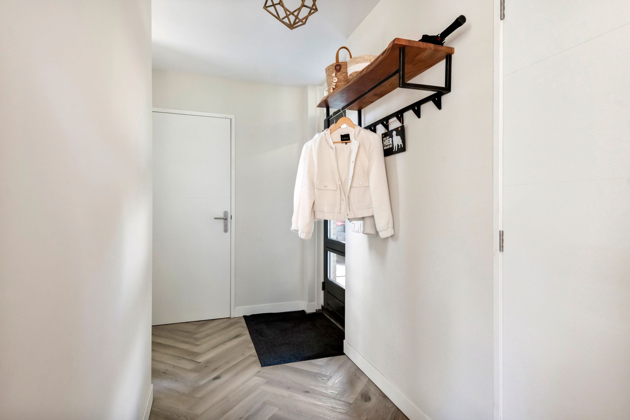 Foto 3 van Steenspil 8