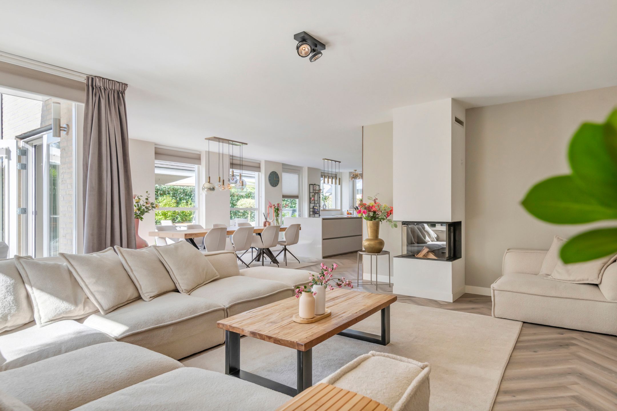 Foto 12 van Steenspil 8