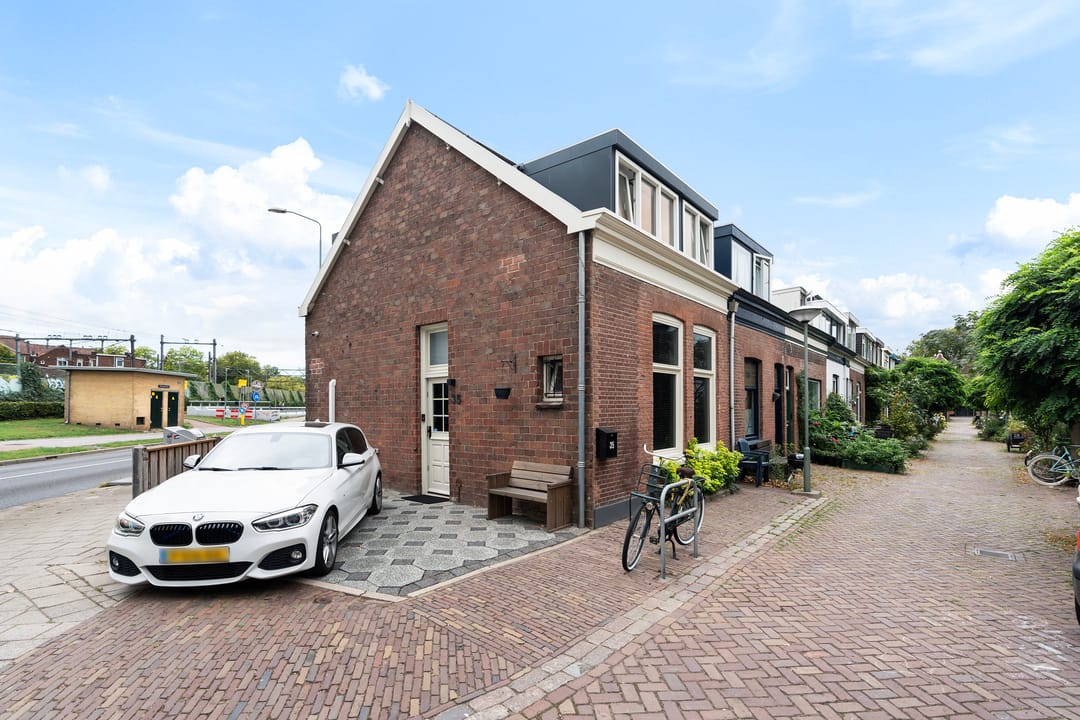 Photo 1 of Anthonie Camerlingstraat 35