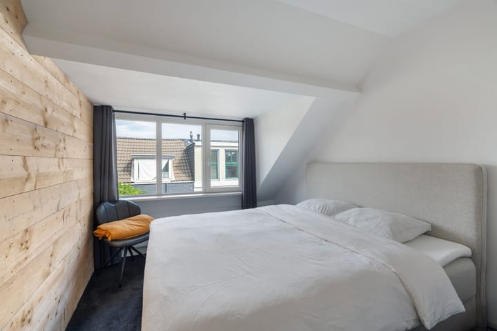 Photo 17 of Anthonie Camerlingstraat 35