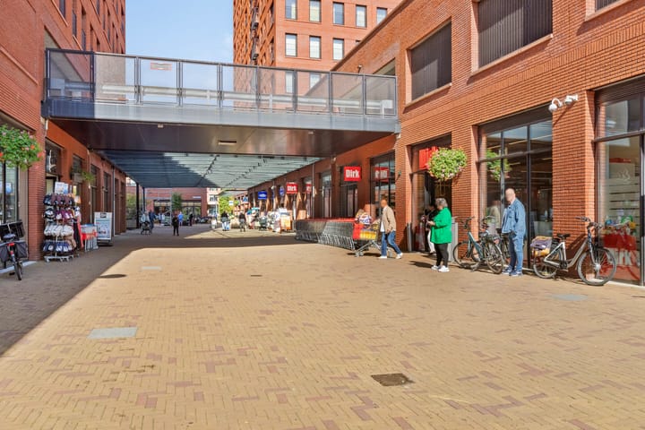 Foto 6 van Simon Carmiggelthof 248