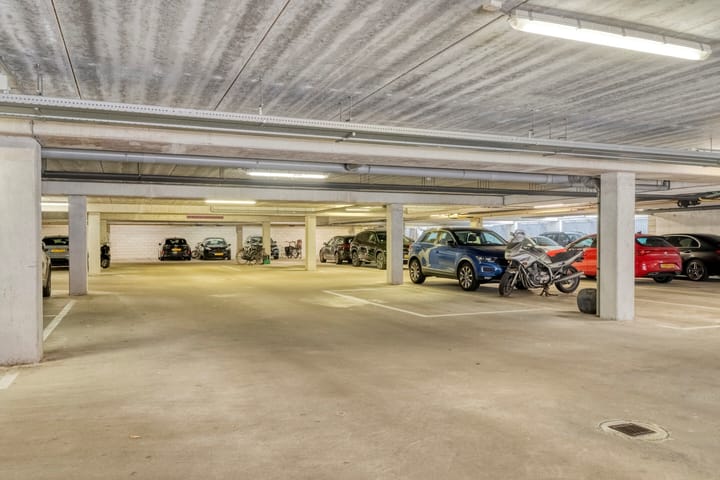 Foto 34 van Simon Carmiggelthof 248