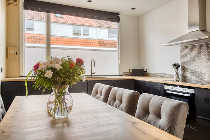 Foto 8 van Pieter Latensteinstraat 35