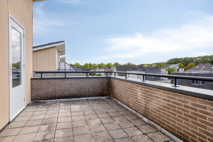 Photo 32 of Valeriaanstraat 18