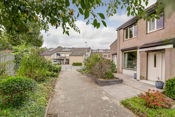 Photo 2 of Goethelaan 23