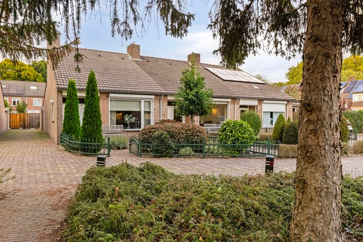 Foto 33 van Molengraaf 17