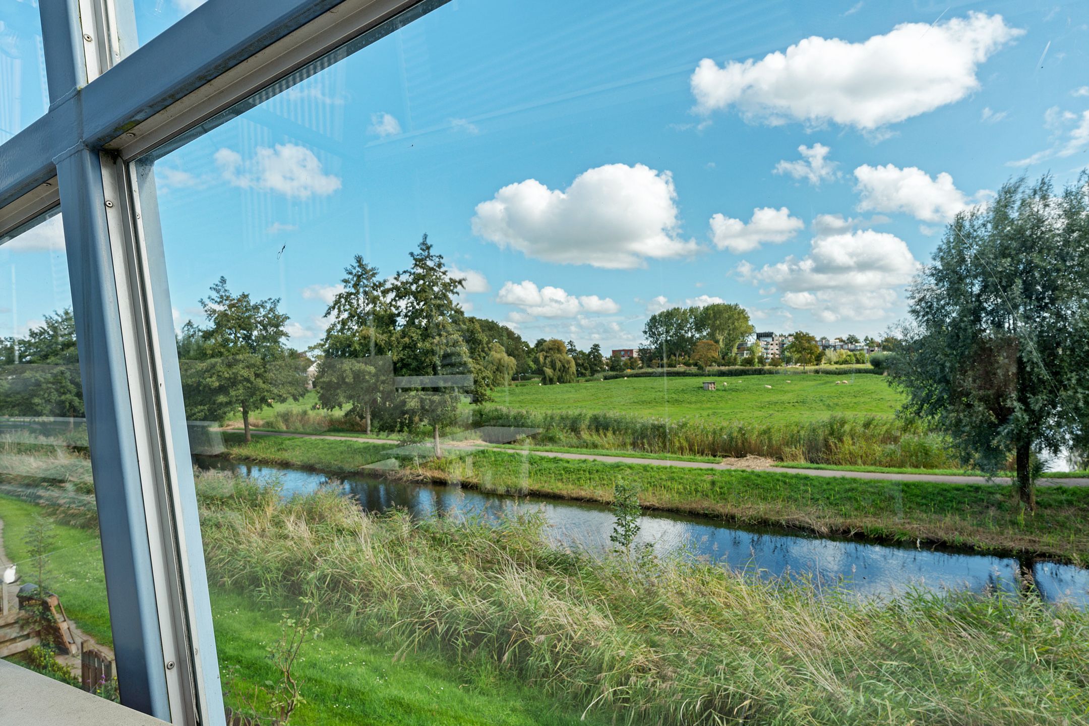 Photo 12 of Scheldestraat 64