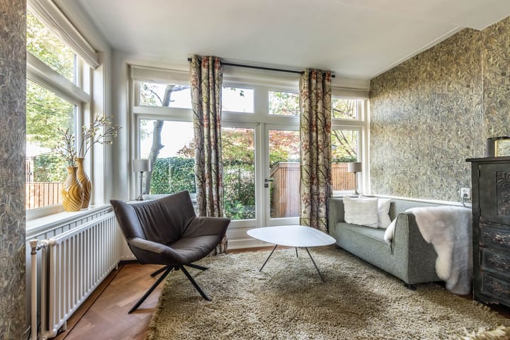 Photo 12 of Pieter de Hooghstraat 11