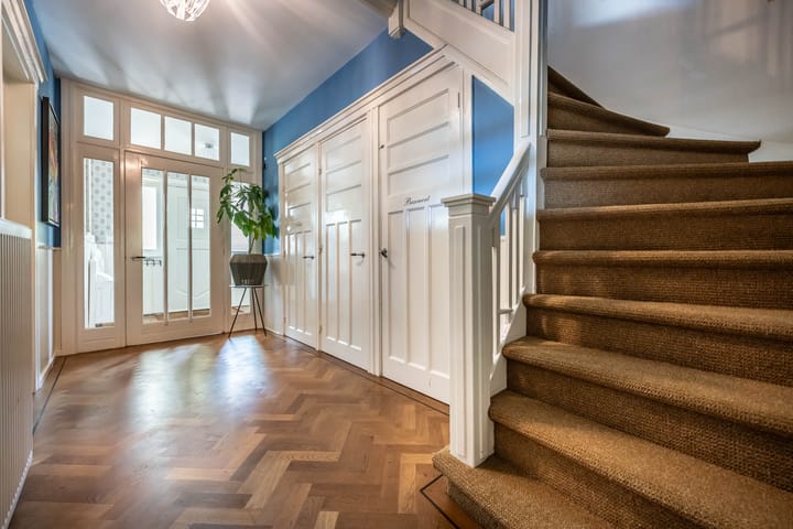 Photo 16 of Pieter de Hooghstraat 11