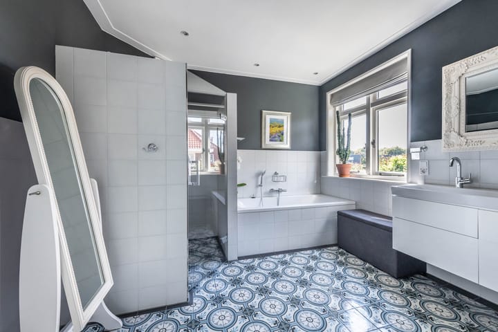 Photo 23 of Pieter de Hooghstraat 11