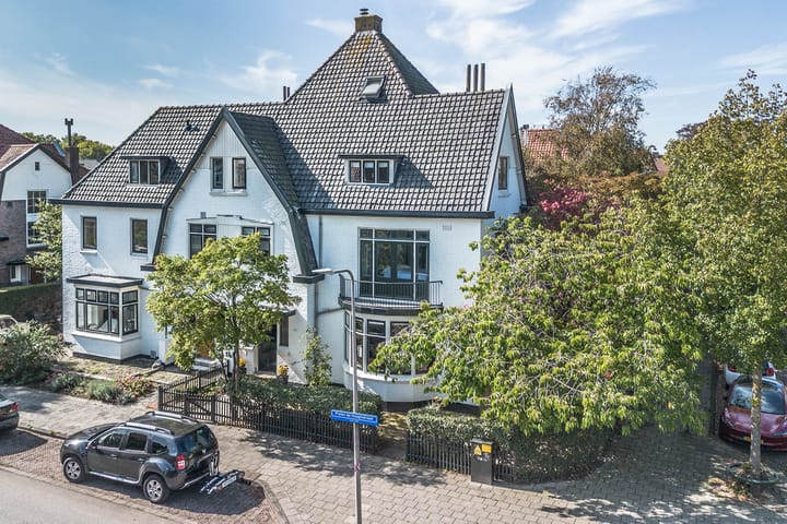 Photo 37 of Pieter de Hooghstraat 11