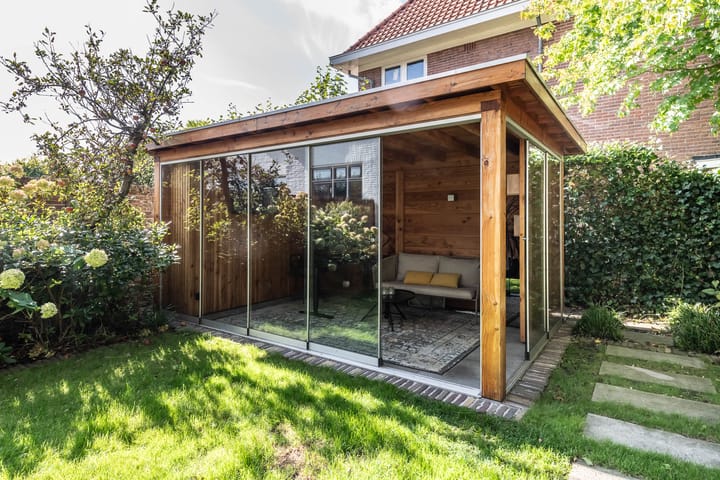 Photo 40 of Pieter de Hooghstraat 11