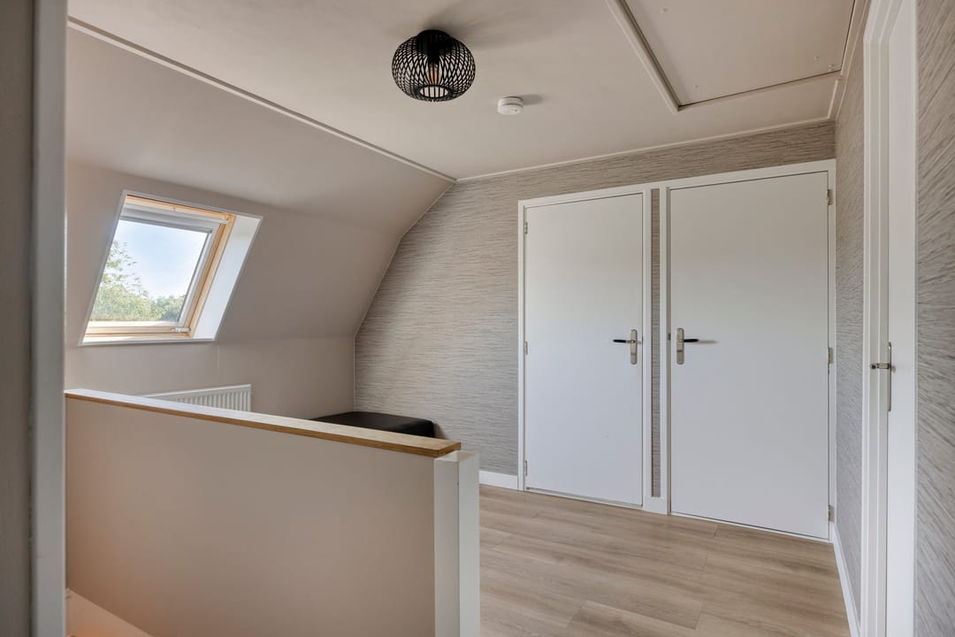 Photo 41 of Hoofdstraat 166-A