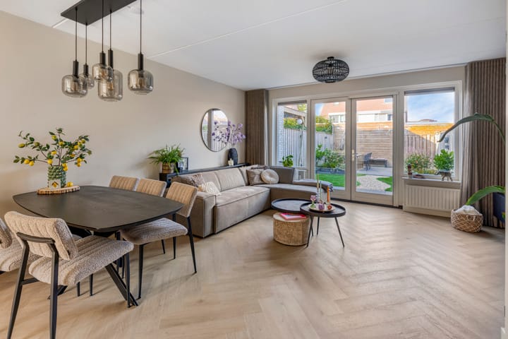 Photo 3 of Gerstakker 6