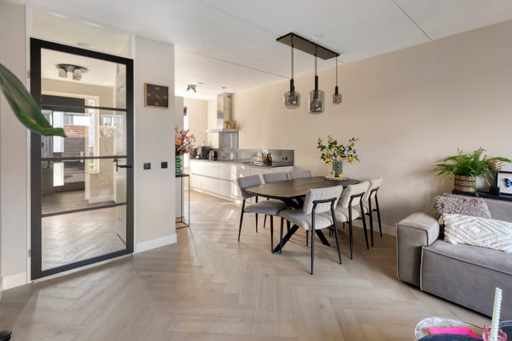 Photo 5 of Gerstakker 6