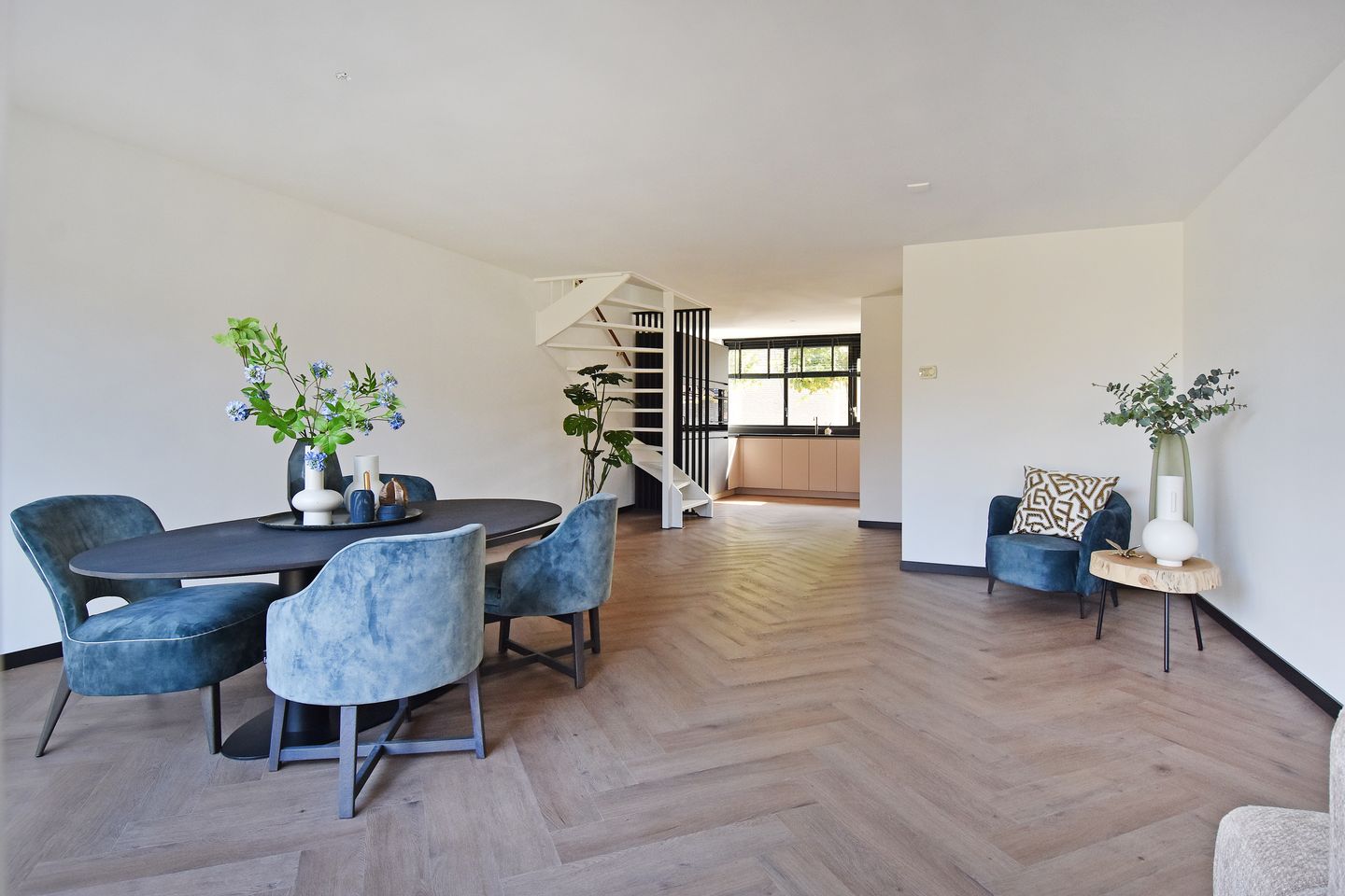 Foto 5 van van Nassaustraat 13