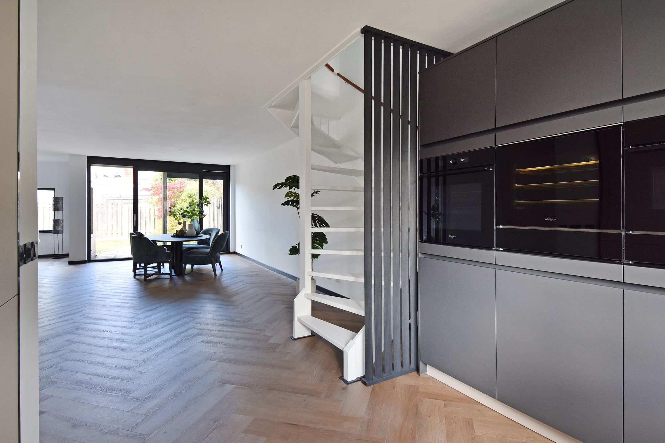 Foto 12 van van Nassaustraat 13