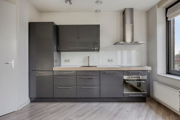 Foto 3 van Rijnstraat 2-18