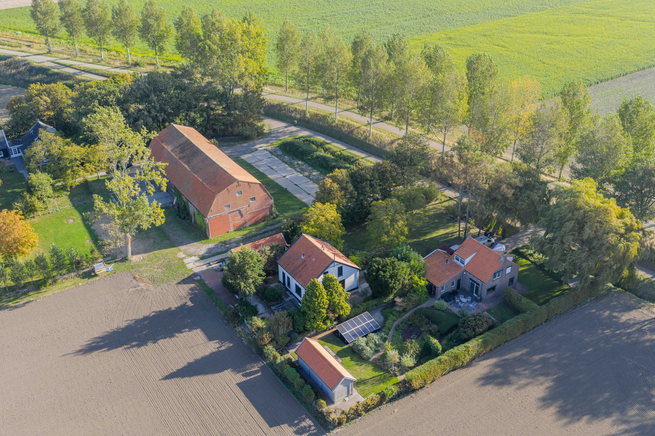 Foto 60 van Bettewaardsedijk 9