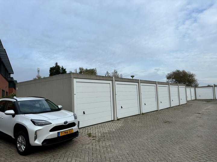 Newtonweg 7, Elst (GE)