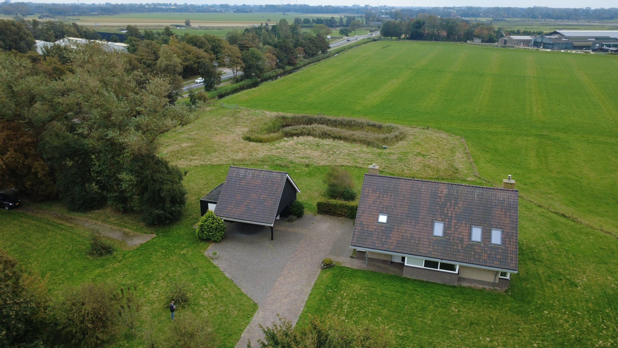 Photo 33 of Nesdijk 24