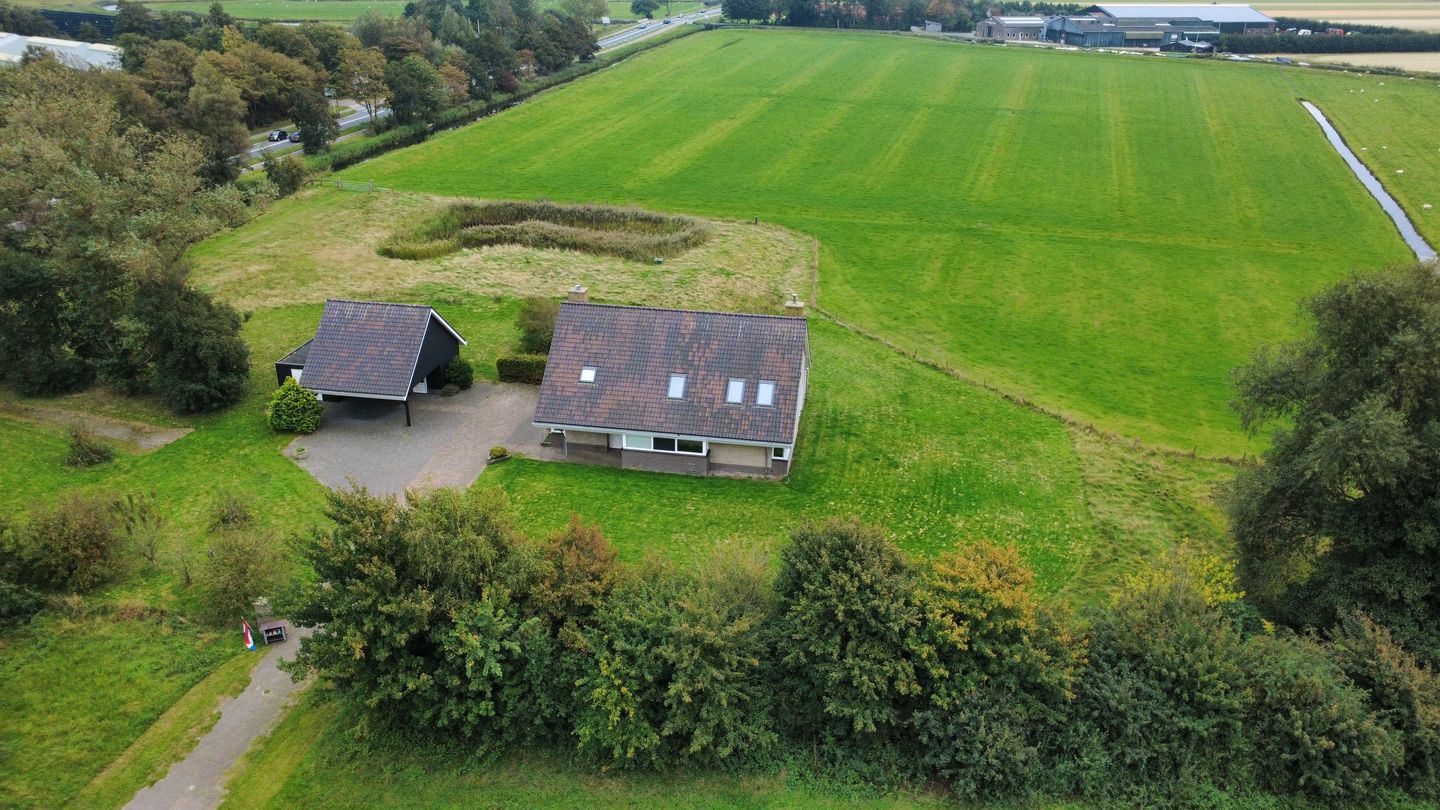 Photo 34 of Nesdijk 24