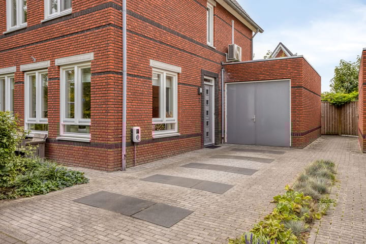 Foto 38 van De kiem 2