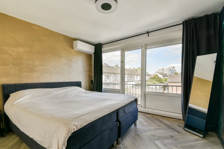 Foto 11 van Witte de Withstraat 11