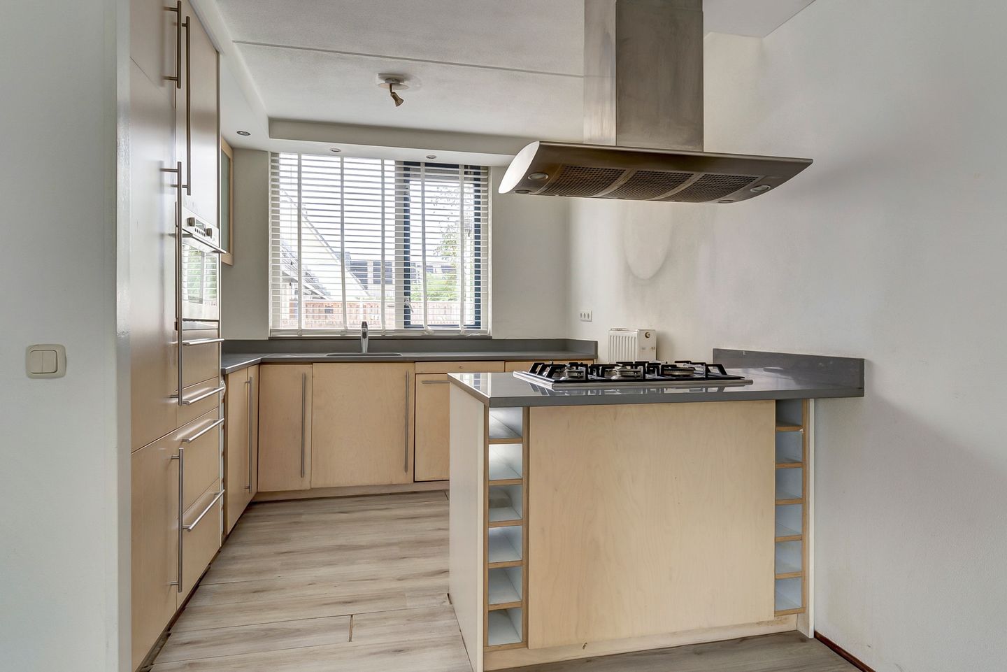 Foto 10 van Aristoteleshof 35