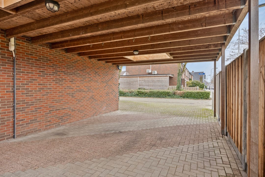 Photo 11 of Pastoor Rölingstraat 49