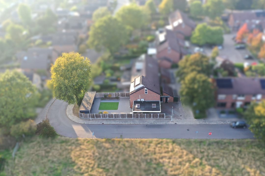 Photo 38 of Pastoor Rölingstraat 49