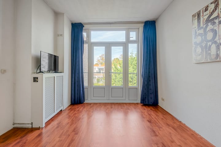 Foto 17 van Caan van Necklaan 107