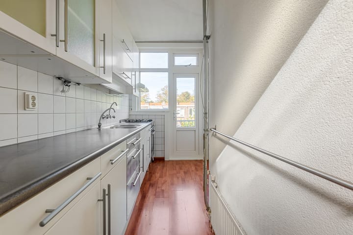 Foto 24 van Caan van Necklaan 107