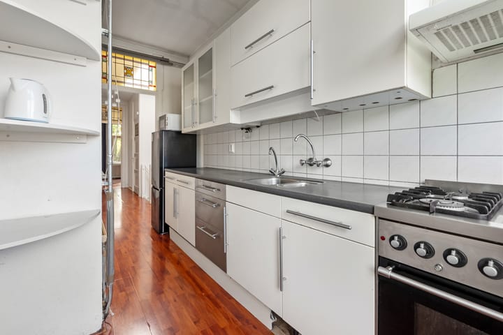 Foto 27 van Caan van Necklaan 107