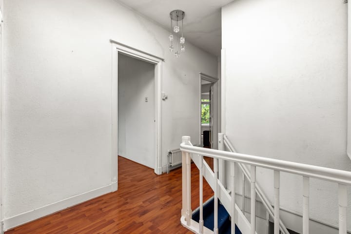 Foto 35 van Caan van Necklaan 107