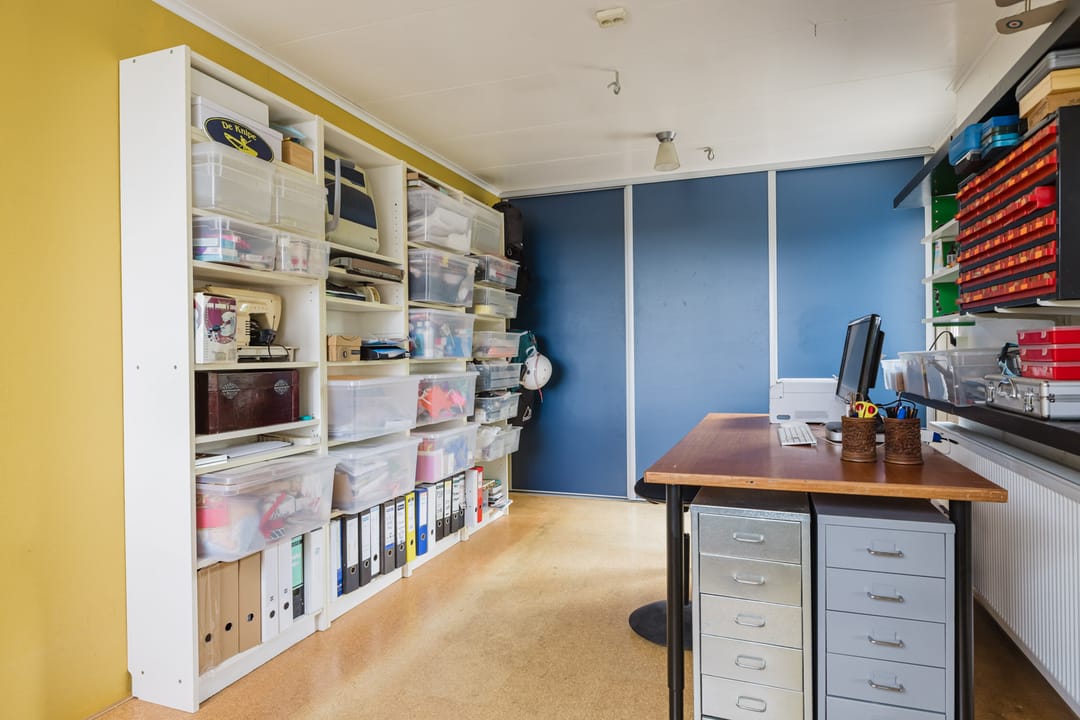 Photo 37 of Anne Hanzeswyk 6