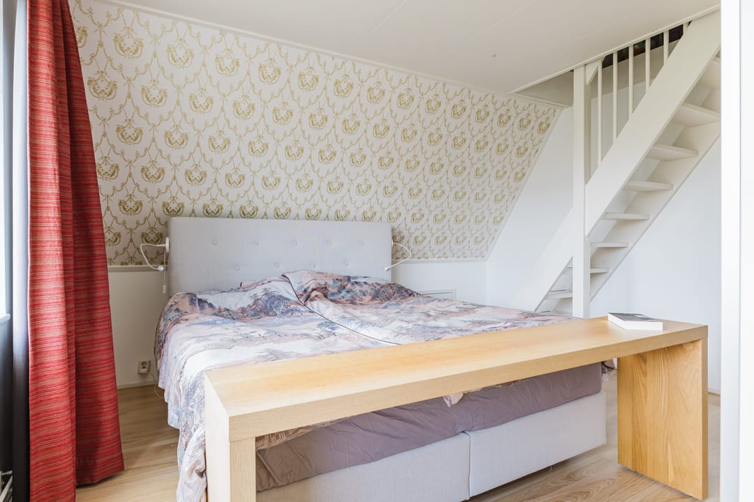 Photo 43 of Anne Hanzeswyk 6