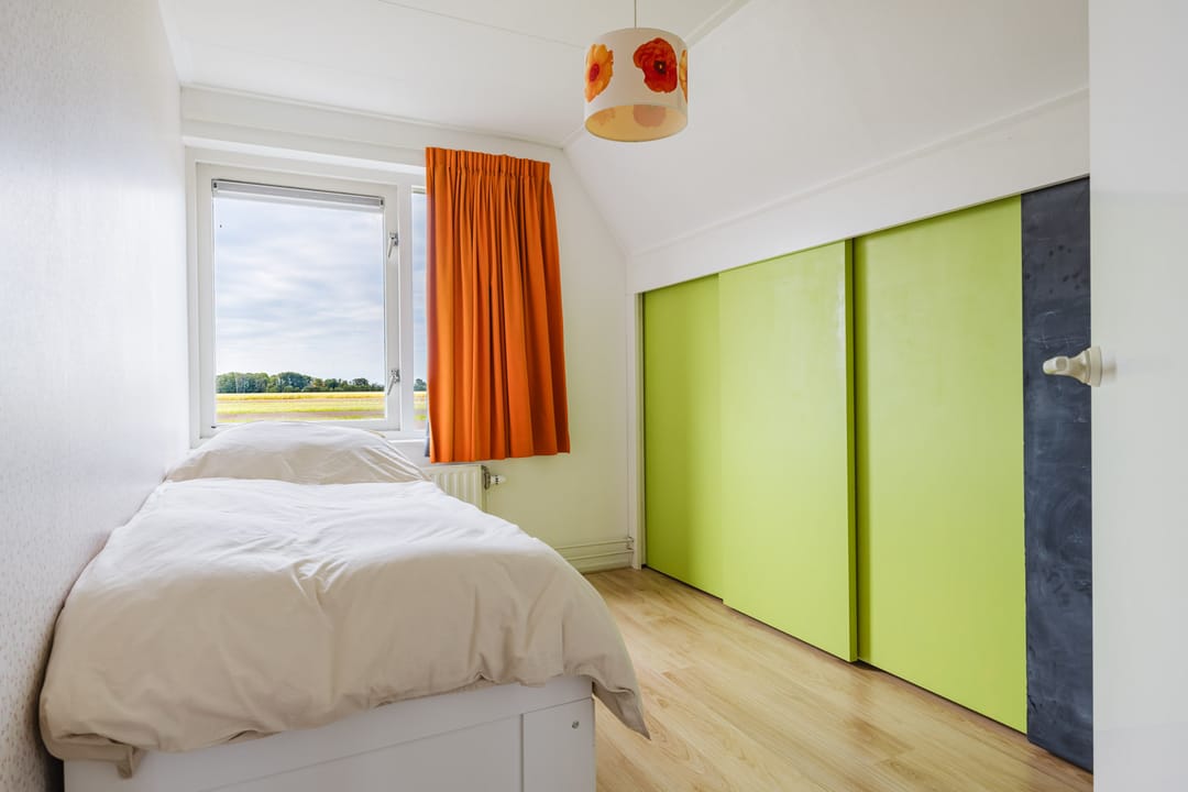 Photo 52 of Anne Hanzeswyk 6