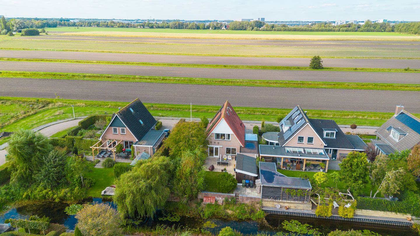 Photo 70 of Anne Hanzeswyk 6